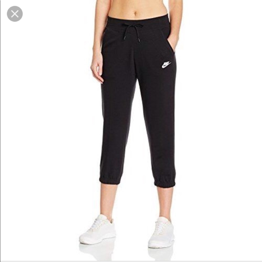 Nike Joggers (Capri)
